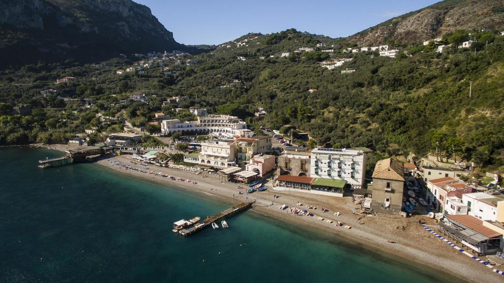 Taverna Del Capitano Marina del Cantone Exterior photo